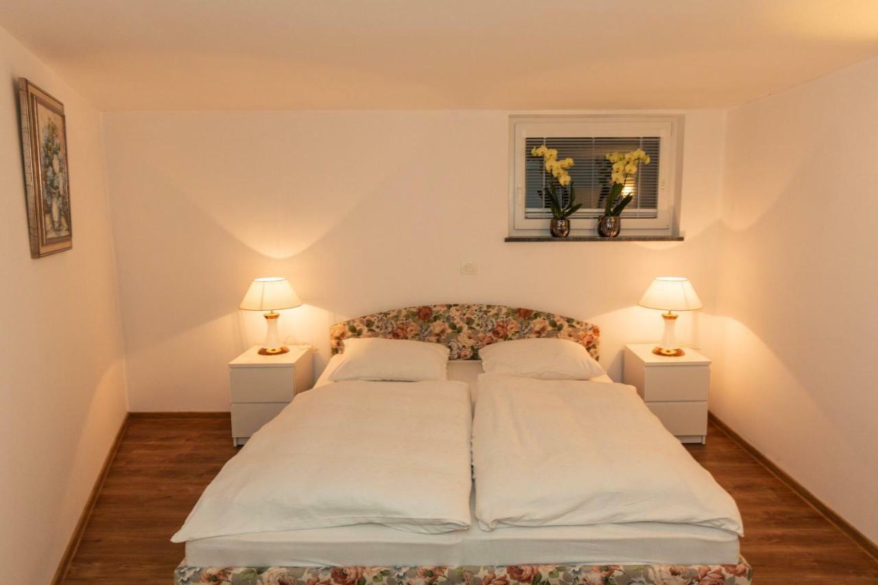 Apartma Spaans Radovljica Exteriör bild